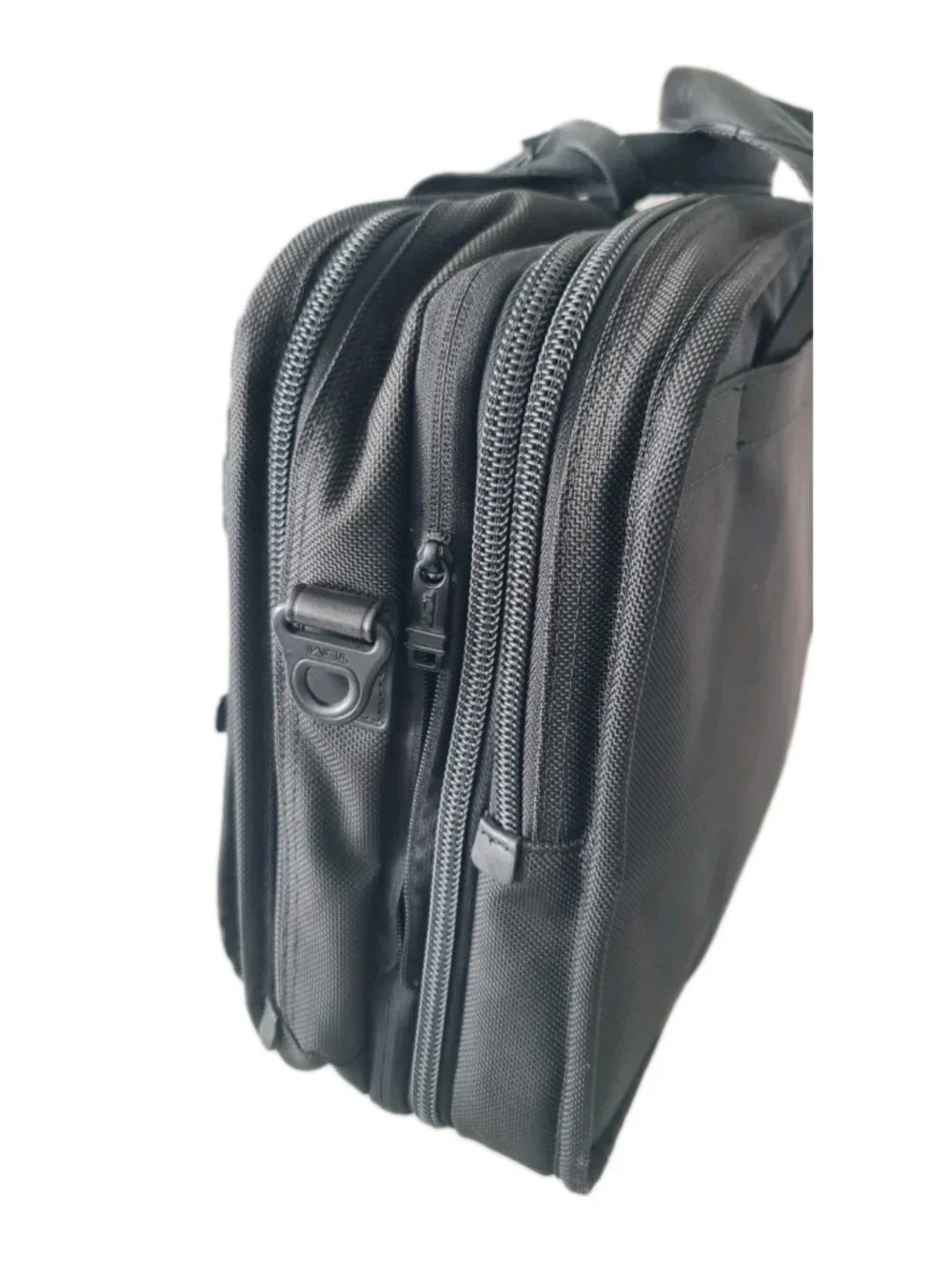 Tumi Alpha 2 Expandable Organizer Brief T-Pass Black FXT Ballistic Nylon 26145DH